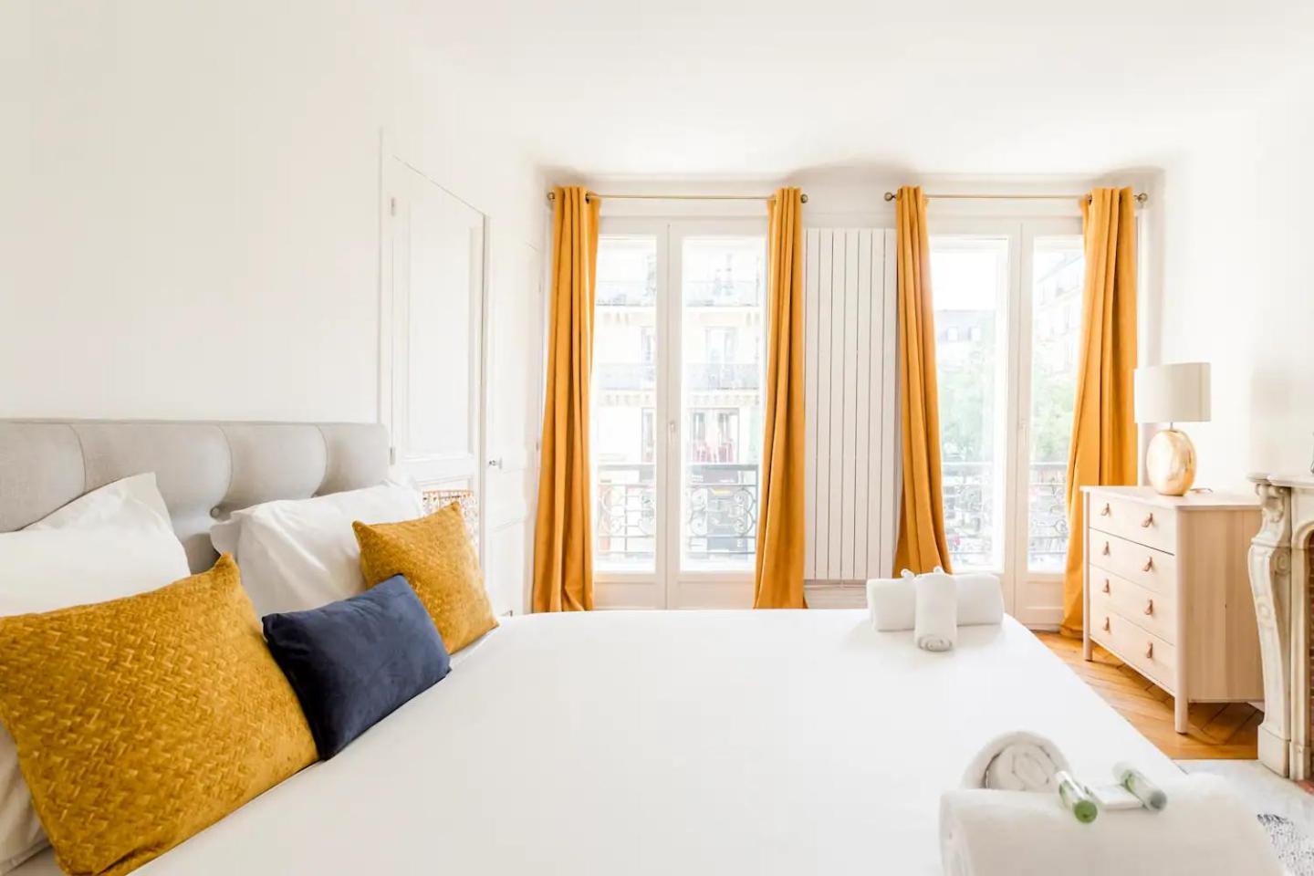 8P - 3Br Le Marais Spacious - Central - Historic Apt ปารีส ภายนอก รูปภาพ
