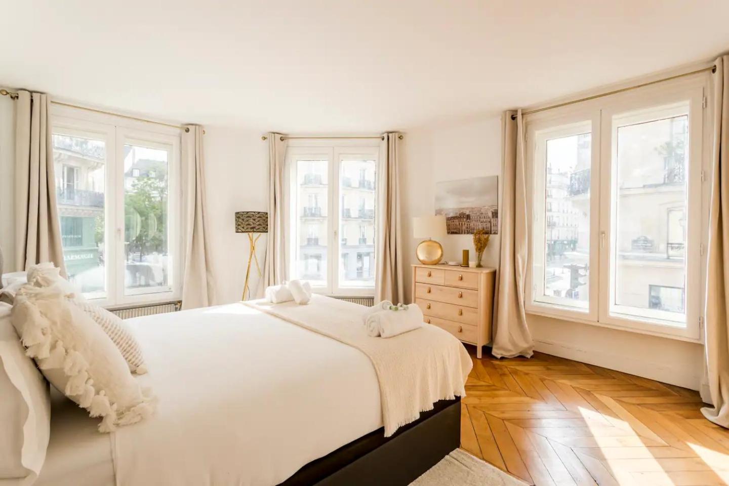 8P - 3Br Le Marais Spacious - Central - Historic Apt ปารีส ภายนอก รูปภาพ