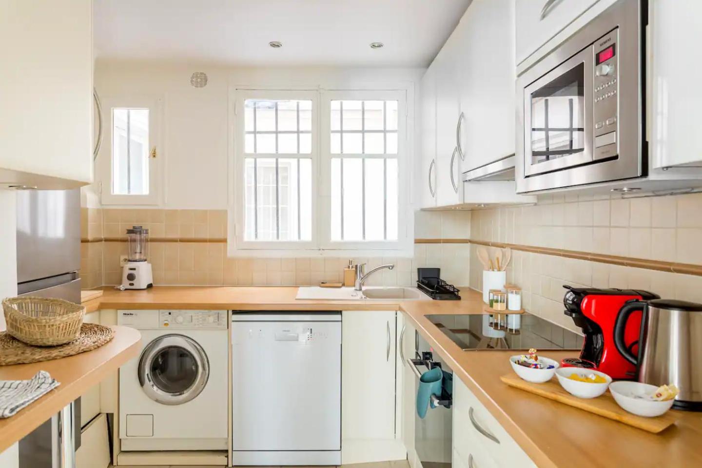 8P - 3Br Le Marais Spacious - Central - Historic Apt ปารีส ภายนอก รูปภาพ