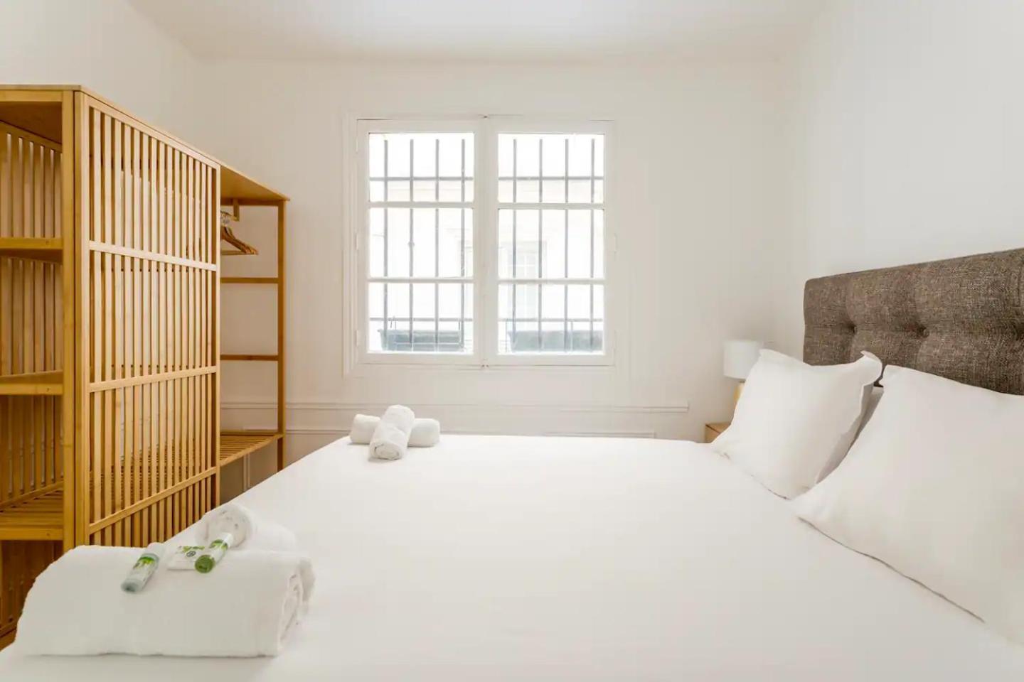 8P - 3Br Le Marais Spacious - Central - Historic Apt ปารีส ภายนอก รูปภาพ