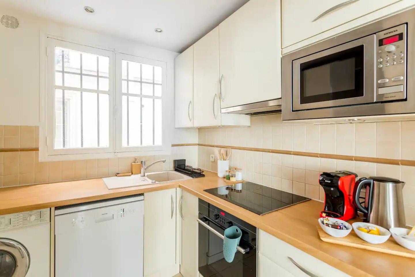 8P - 3Br Le Marais Spacious - Central - Historic Apt ปารีส ภายนอก รูปภาพ